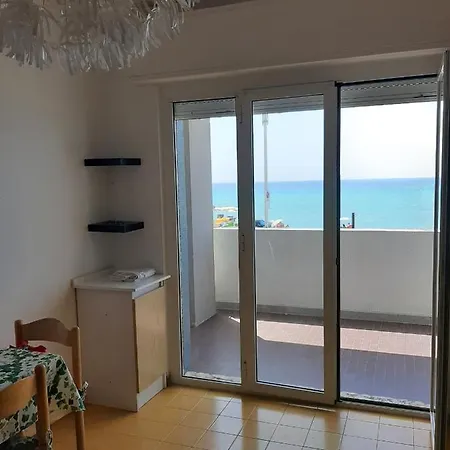 Paradis Sur La Mer فاليكروسيا